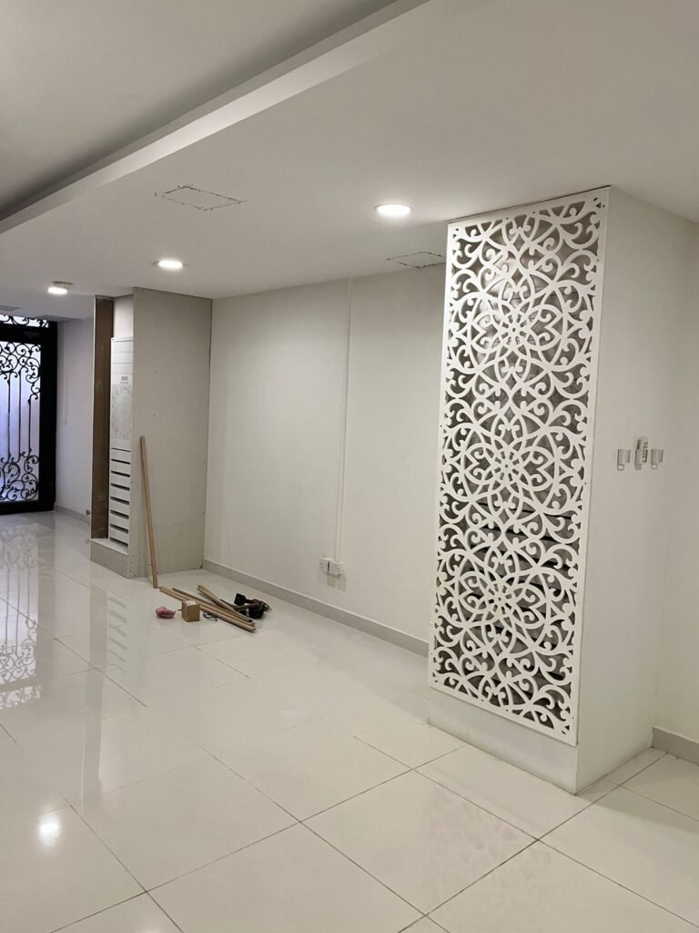 تصميم مدخل مودرن بديكور جبس GRC.